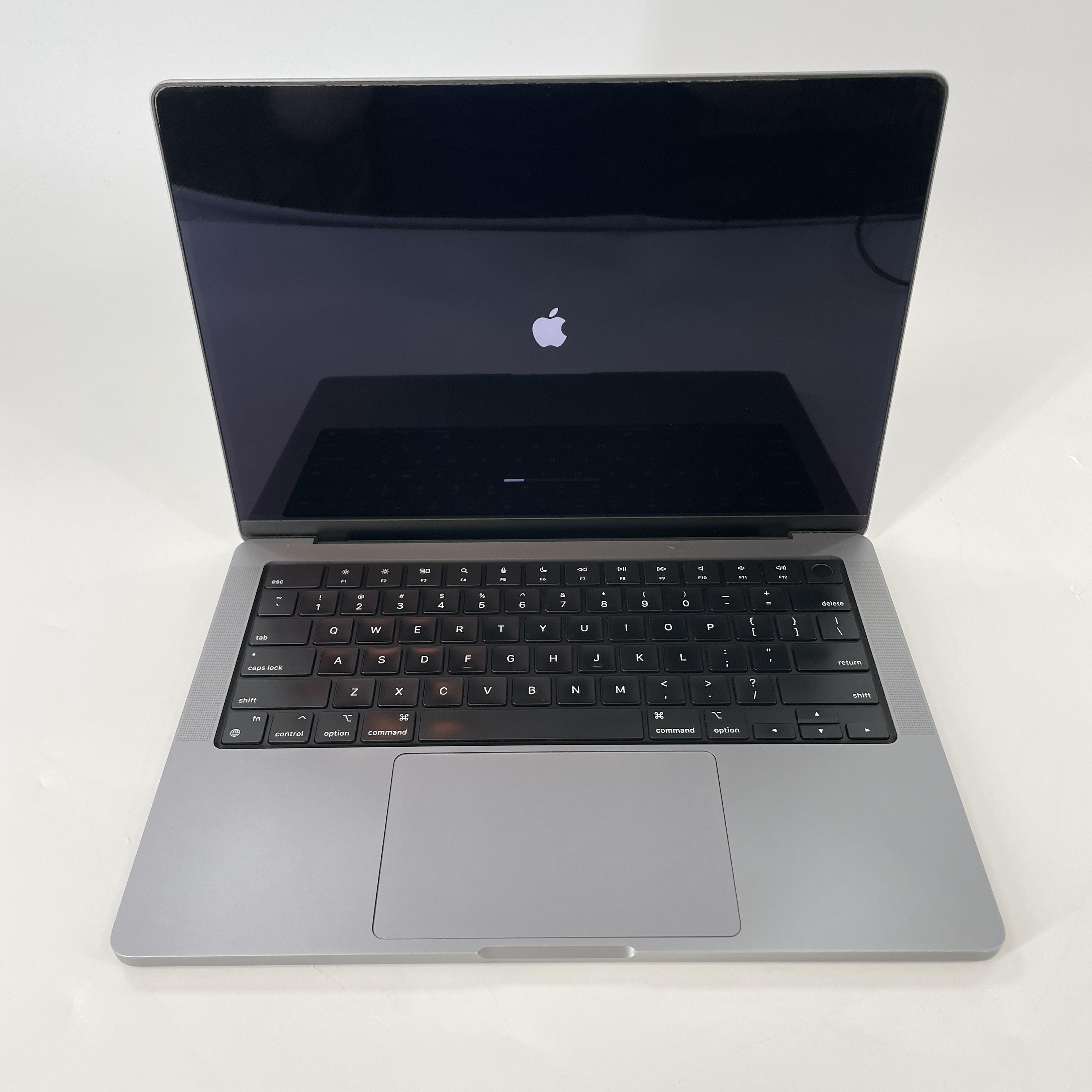 MacBook Pro 14