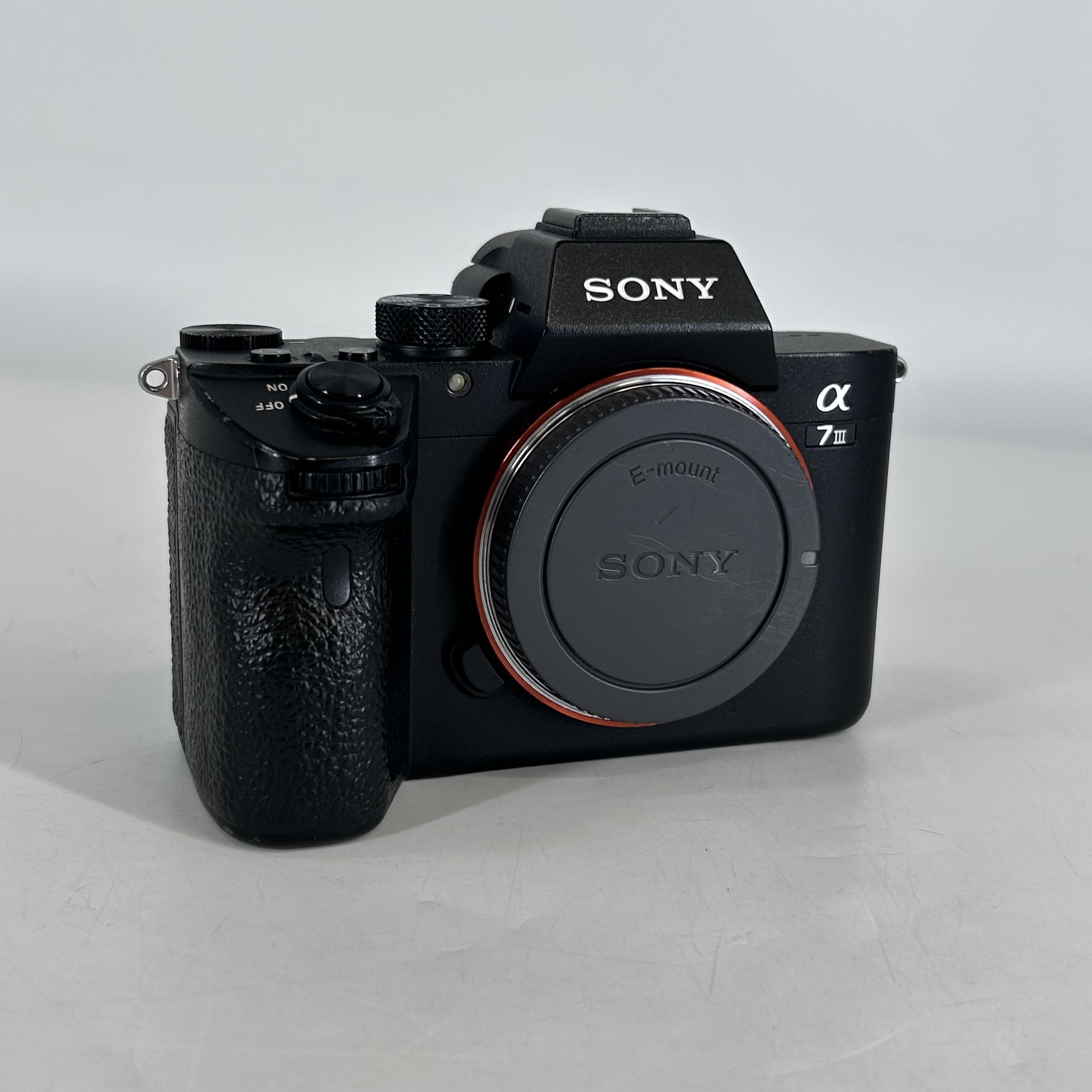Sony Alpha 7 III 24.2MP