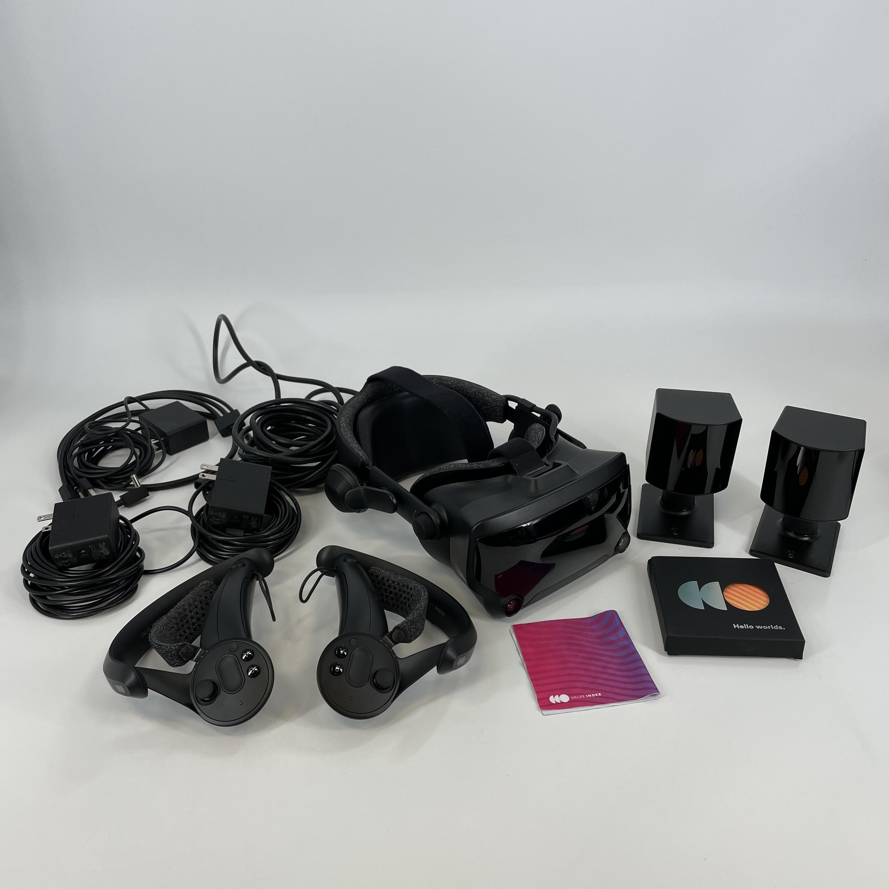 Valve Index VR Headset w/ Controllers/Power Cord/2 Base Stations
