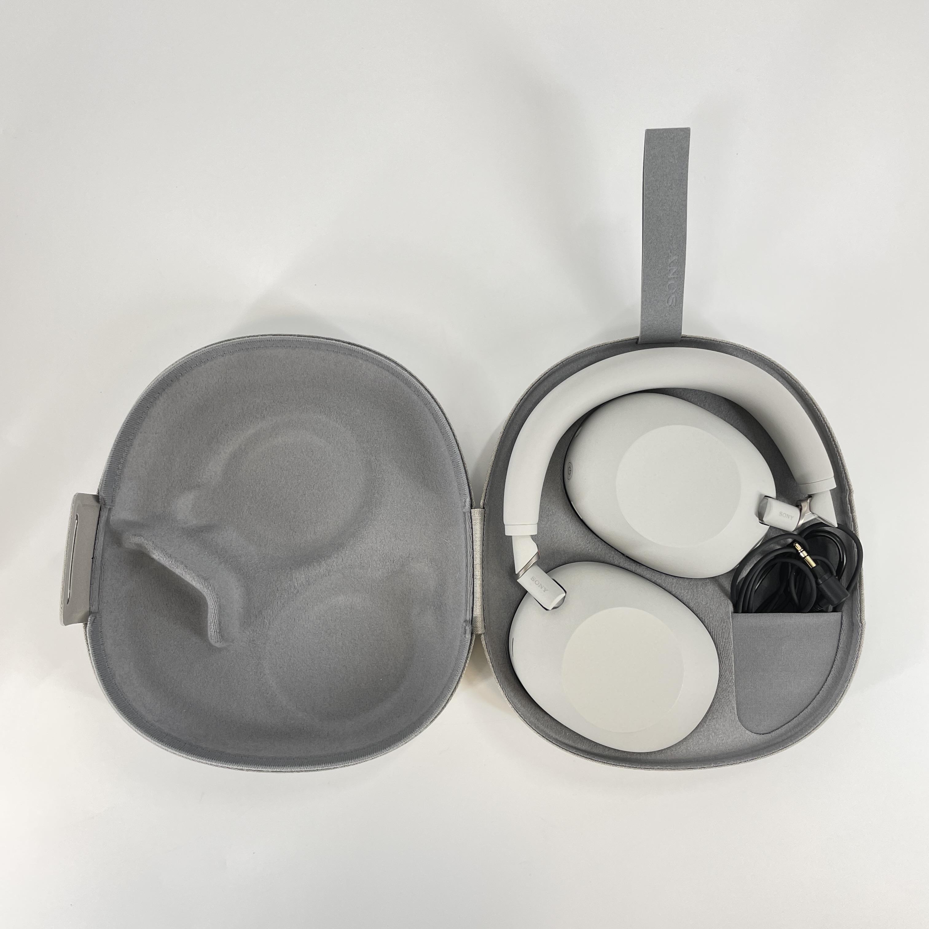 Sony WH-1000XM6 Headphones