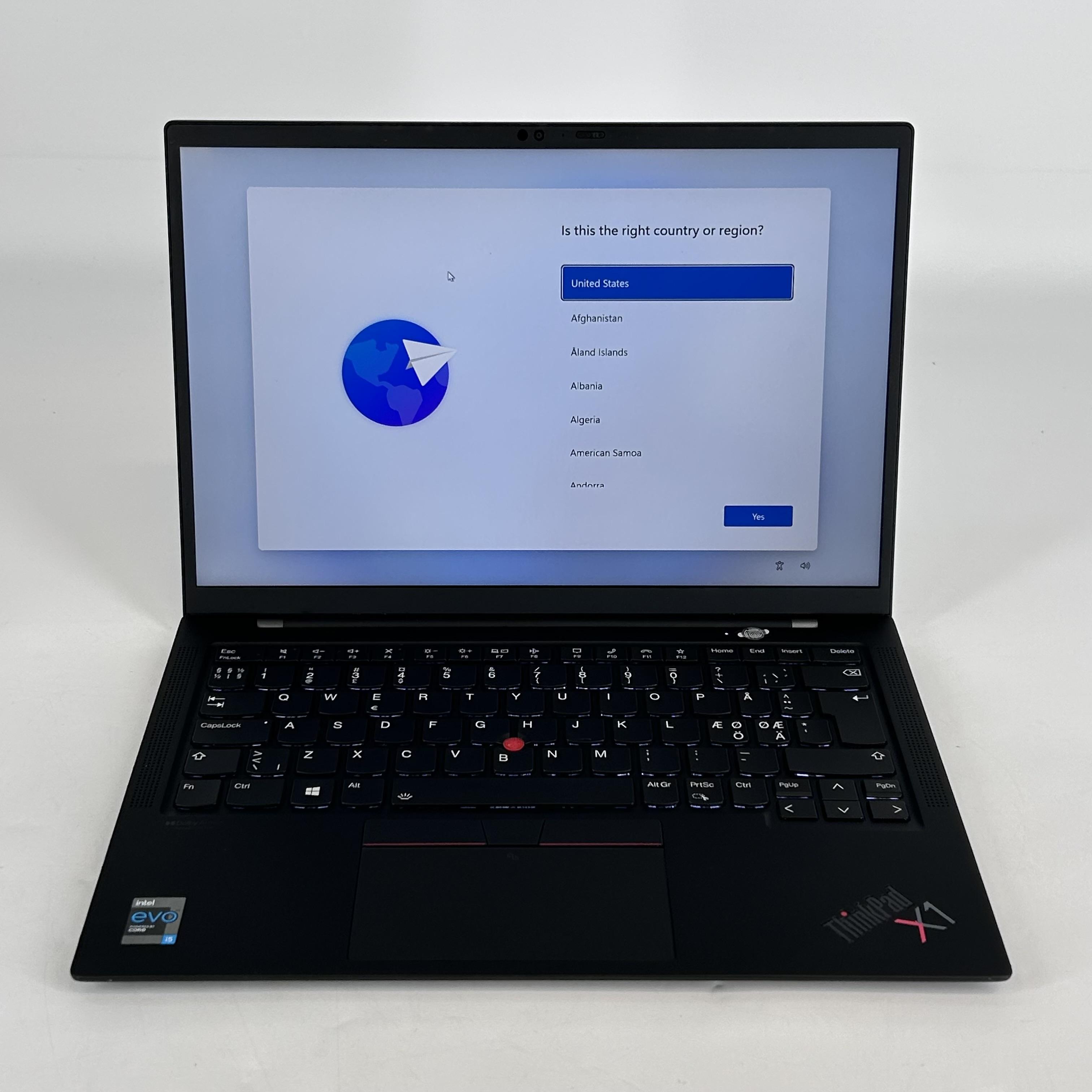 Lenovo ThinkPad X1 Carbon Gen 9 14 FHD+ i5-1135G7 16GB 256GB