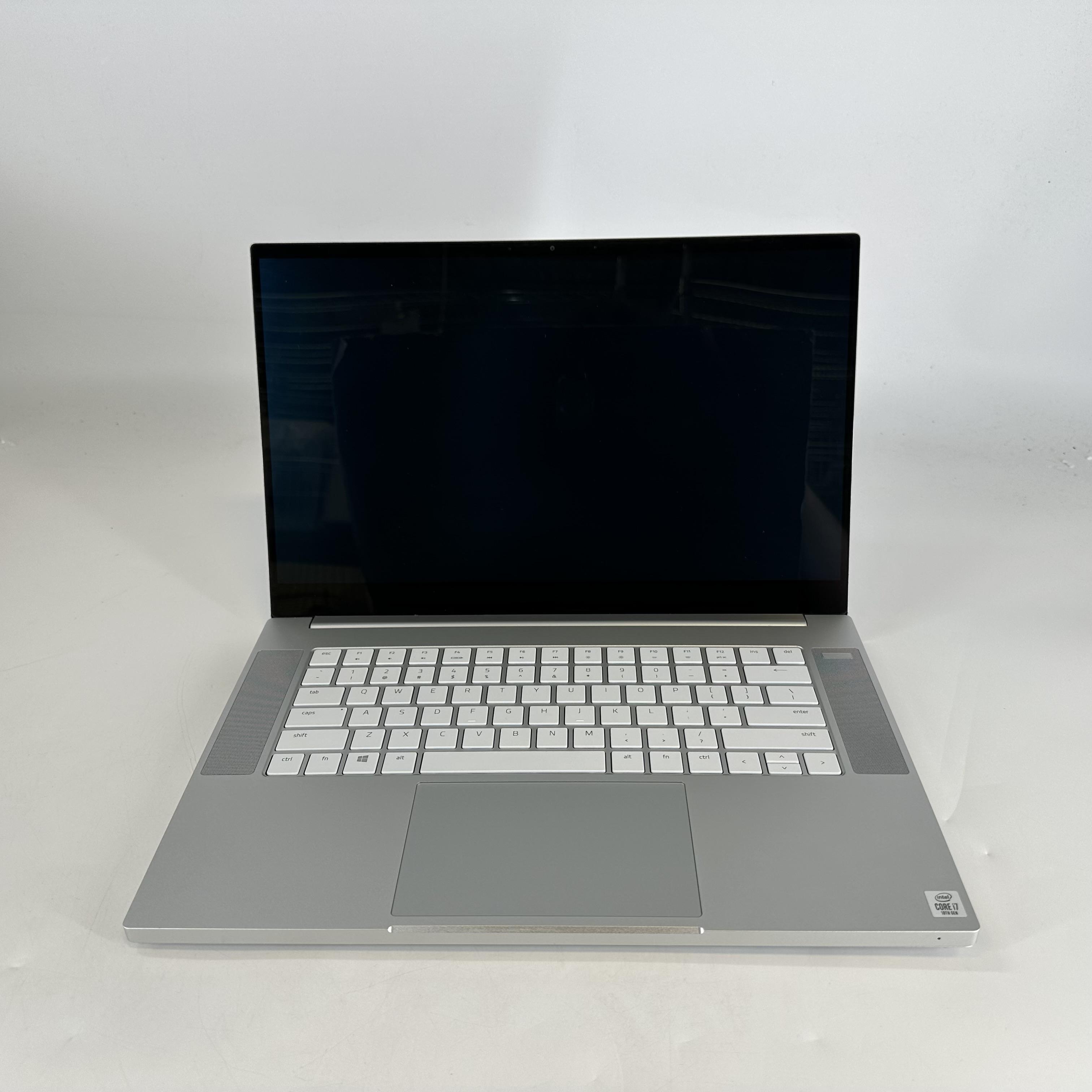 Razer Blade 15 RTX2070 RAM16GB SSD512 中古 Razer Blade 15 RTX2070 RAM16GB SSD512 中古