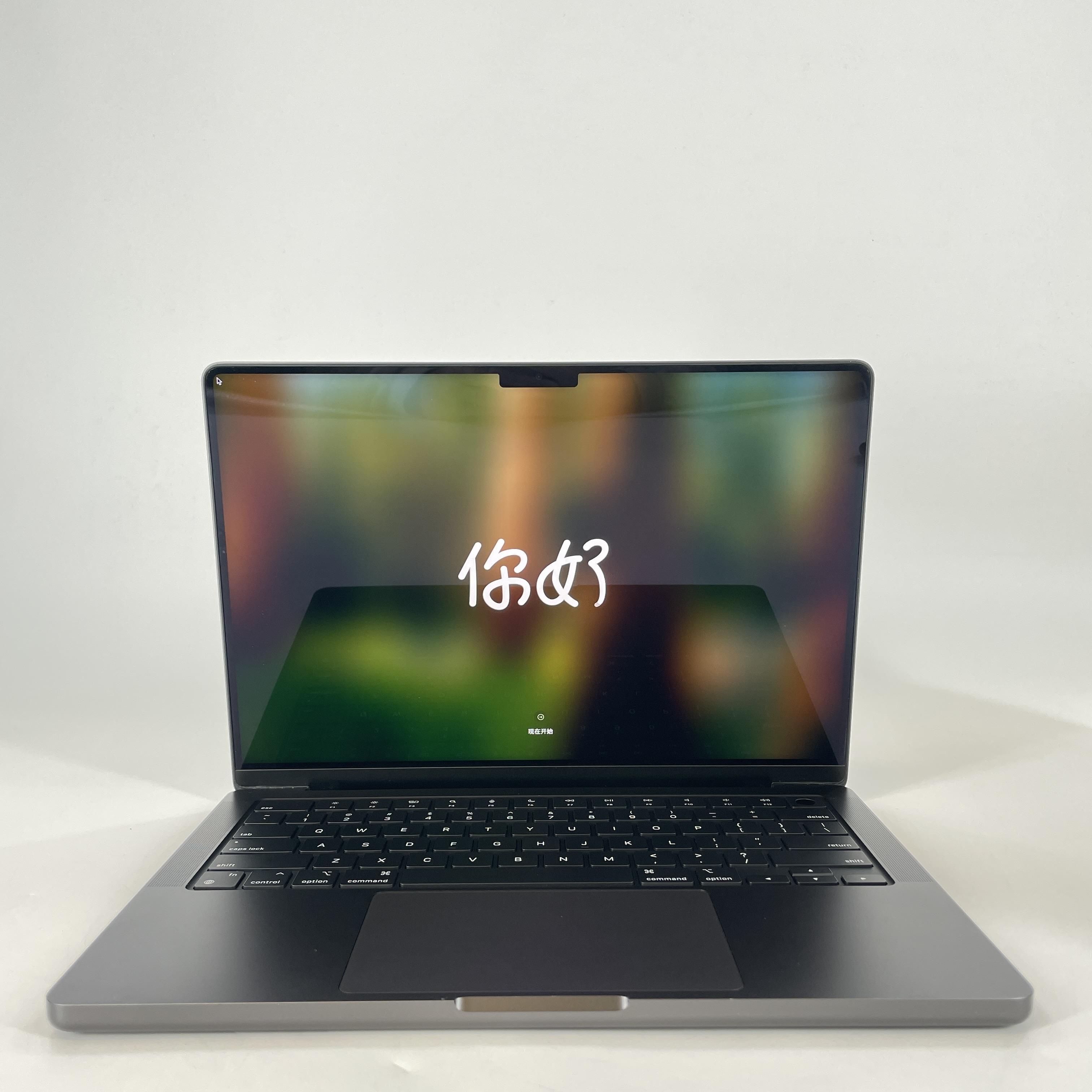 MacBook Pro 14
