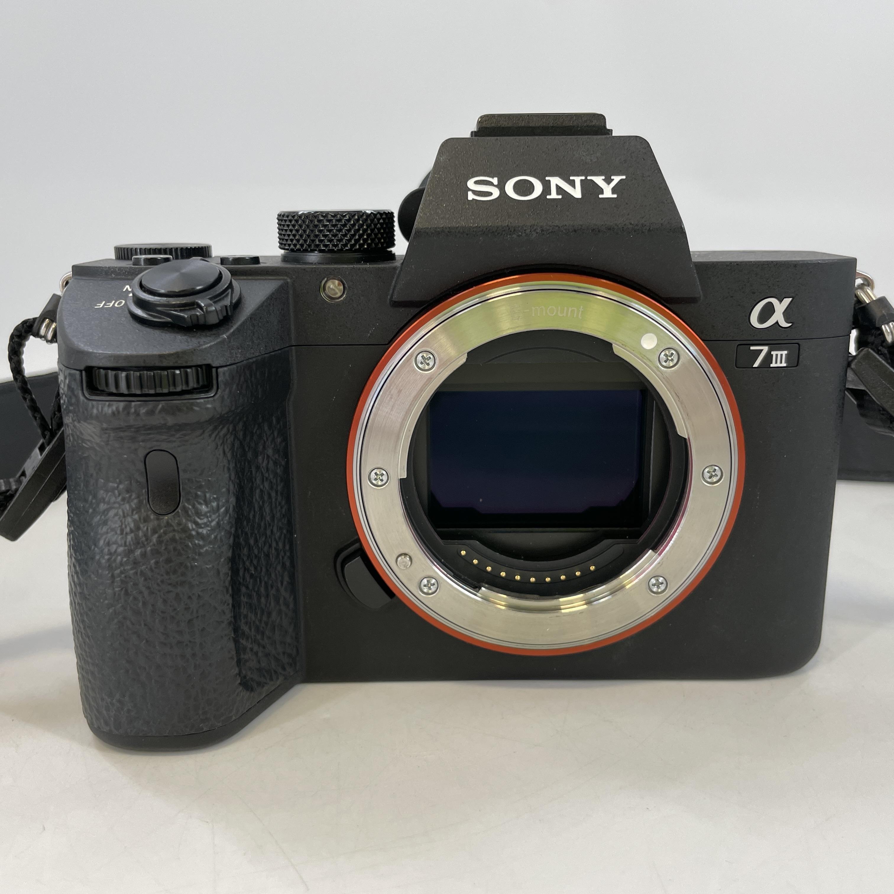 Sony Alpha 7 III 24.2MP