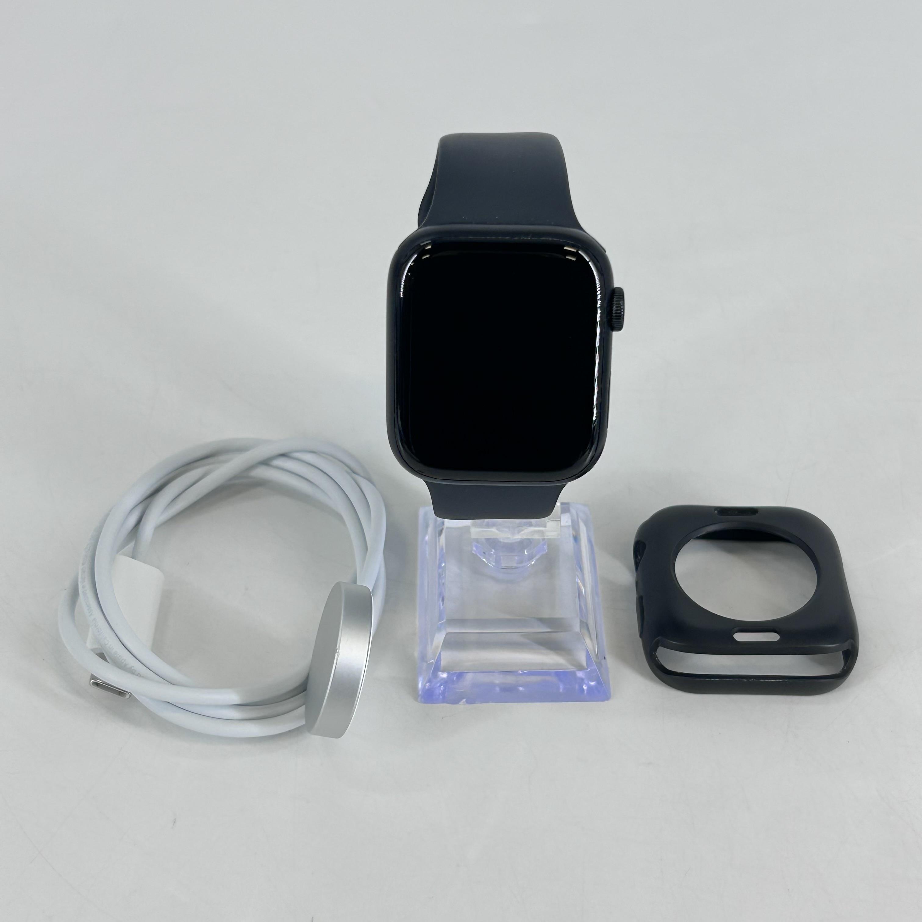 Apple Watch (Series 8)
