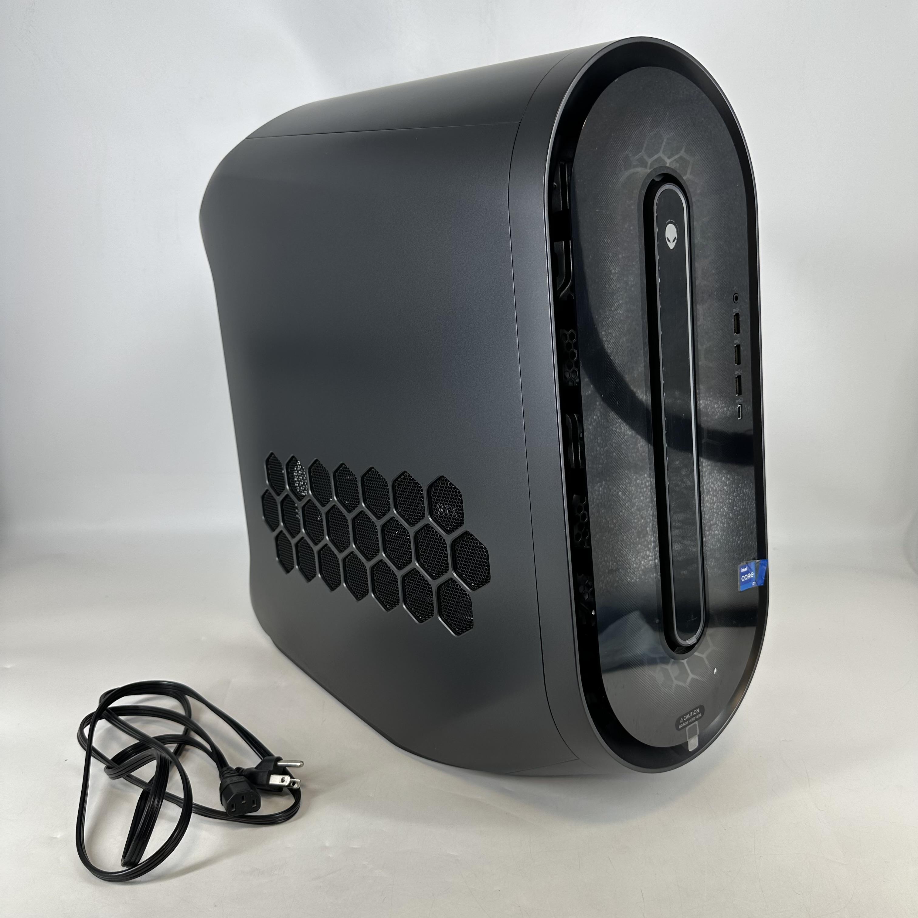 Dell Alienware Aurora R15 3.4 GHz i7-13700KF 32GB 2TB SSD RTX 3070